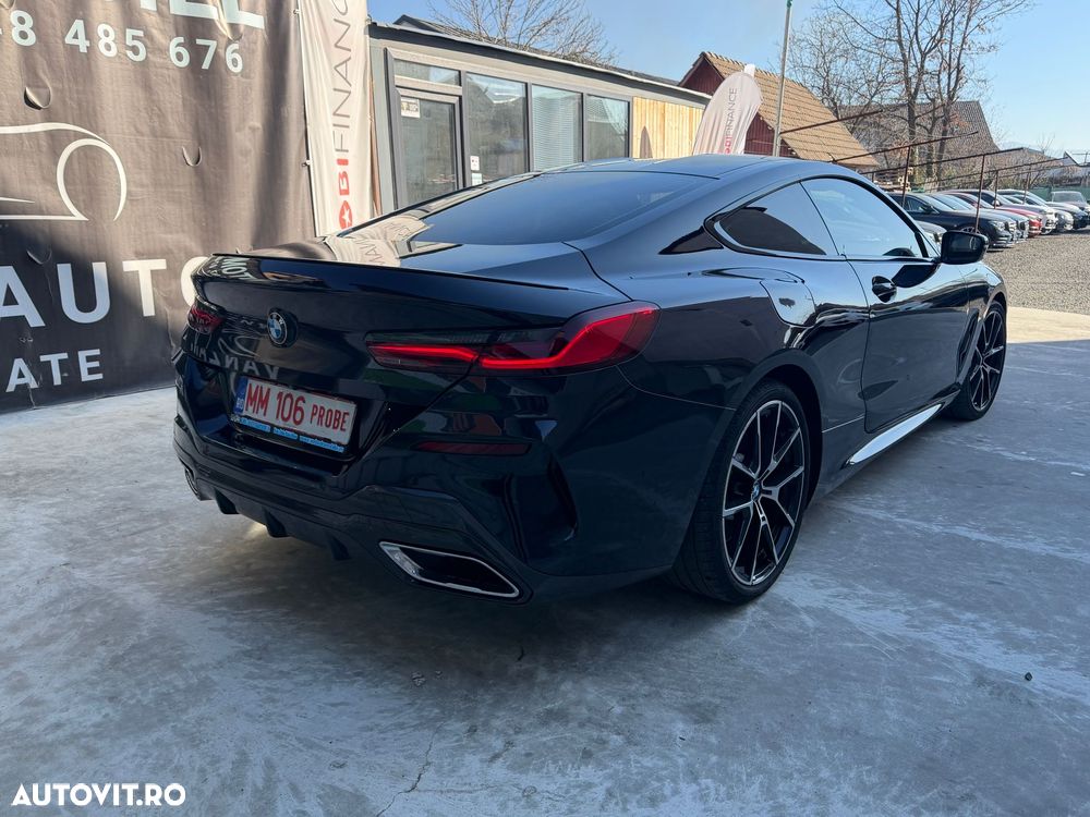 BMW Seria 8 - 26