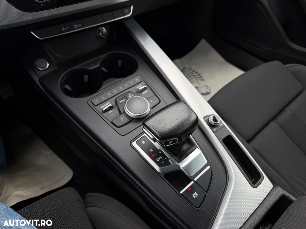 Audi A4 35 TDI S tronic sport - 22