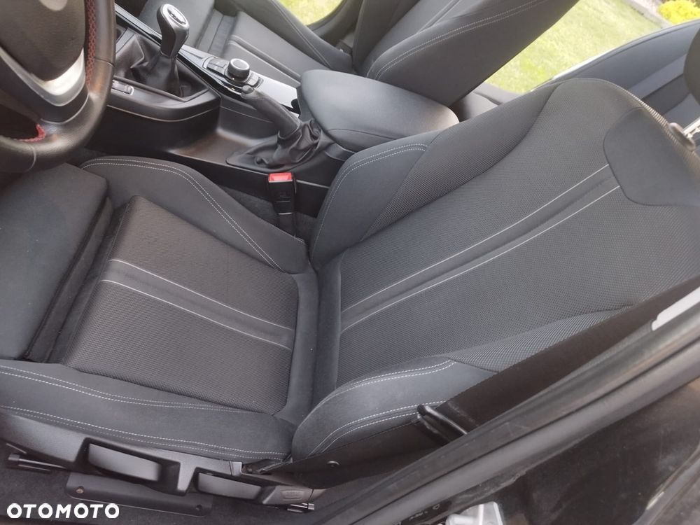 BMW Seria 1 116i Edition M Sport Shadow - 11