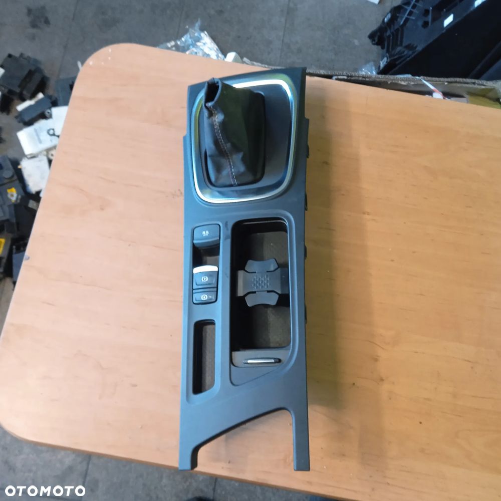 Mieszek dekor Megane IV RS 3347006 - 1