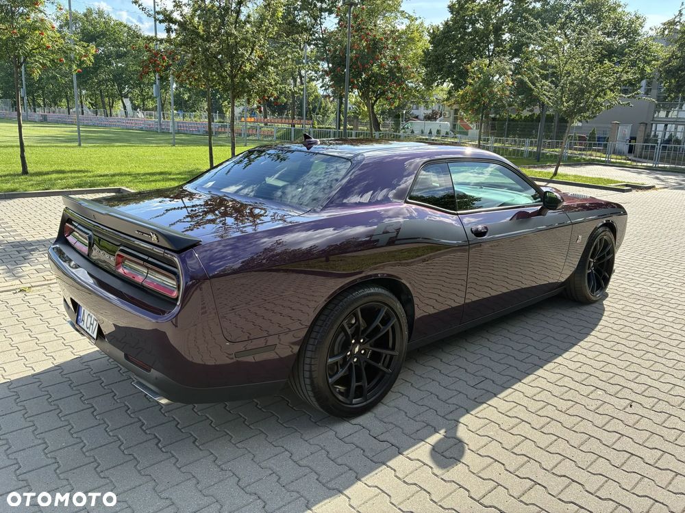 Dodge Challenger 6.4 Scat Pack - 7