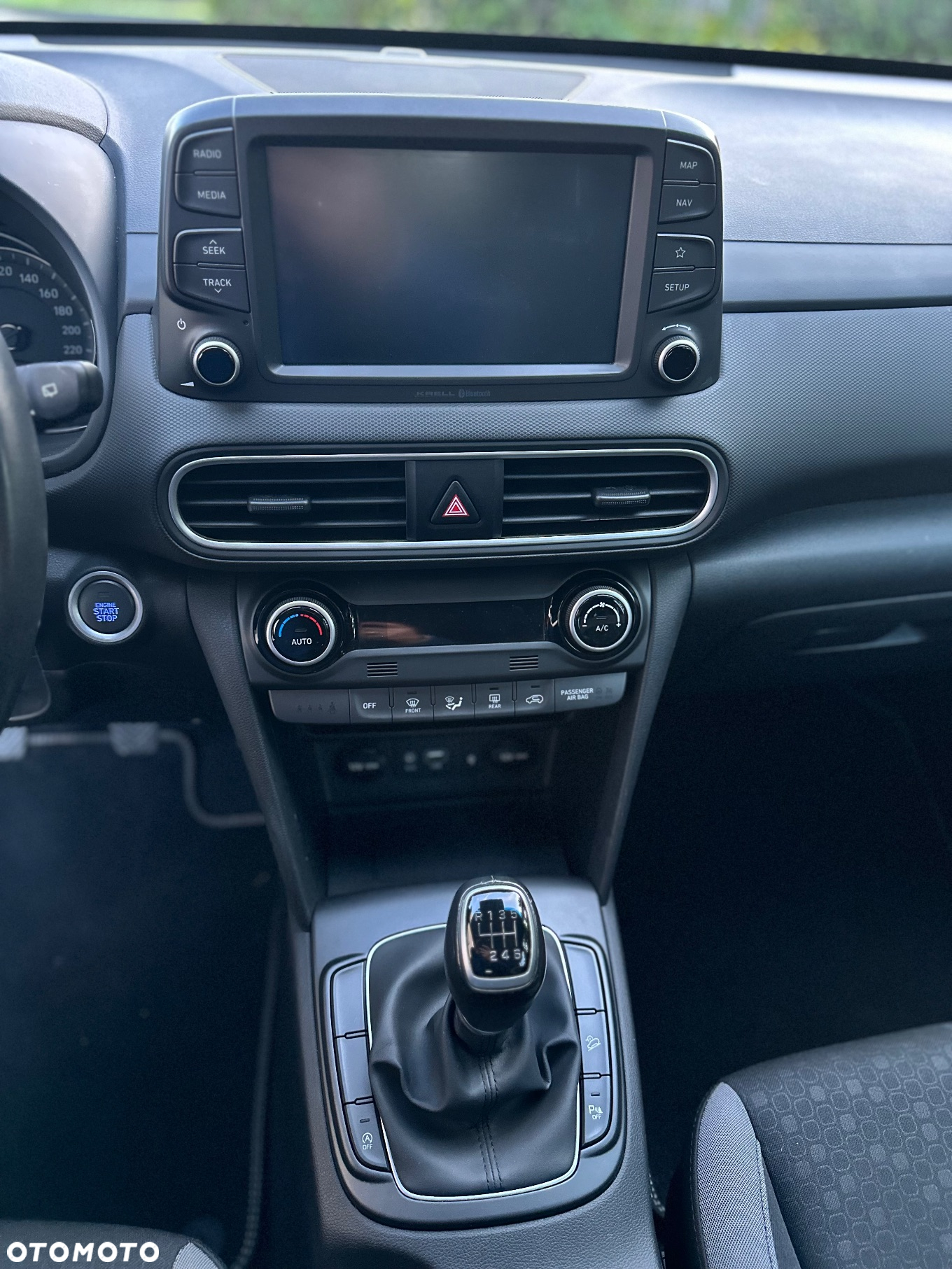 Hyundai Kona - 27