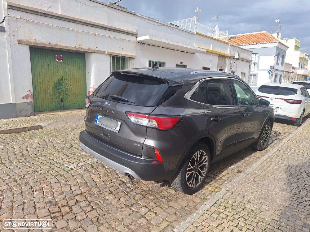 Ford Kuga - 8
