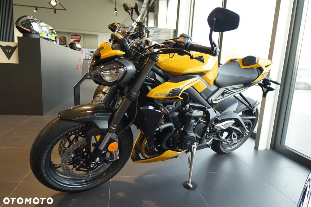 Triumph Street Triple - 2