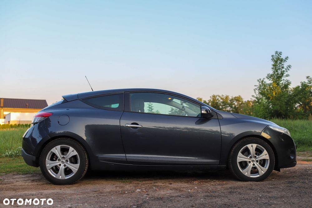 Renault Megane 1.9 dCi Dynamique Euro5 - 5