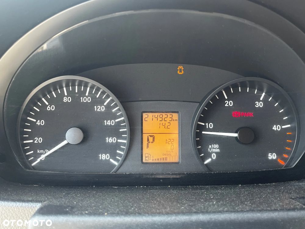 Mercedes-Benz Sprinter - 7