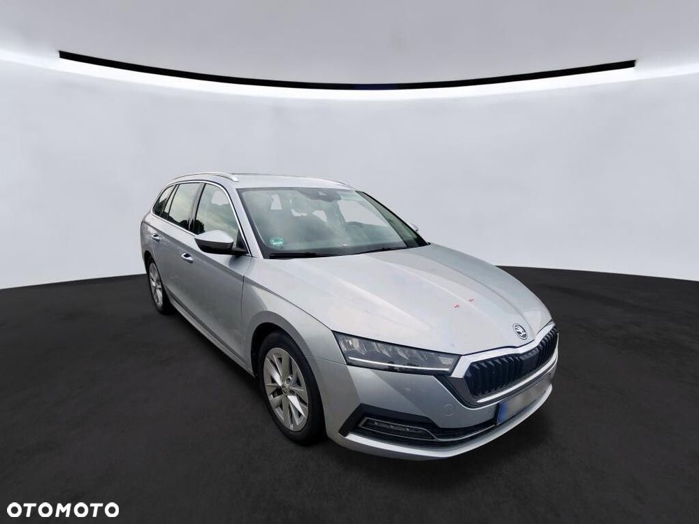 Skoda Octavia - 2