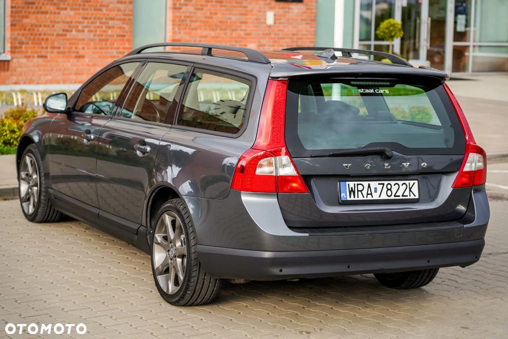Volvo V70 2.4D Kinetic - 16