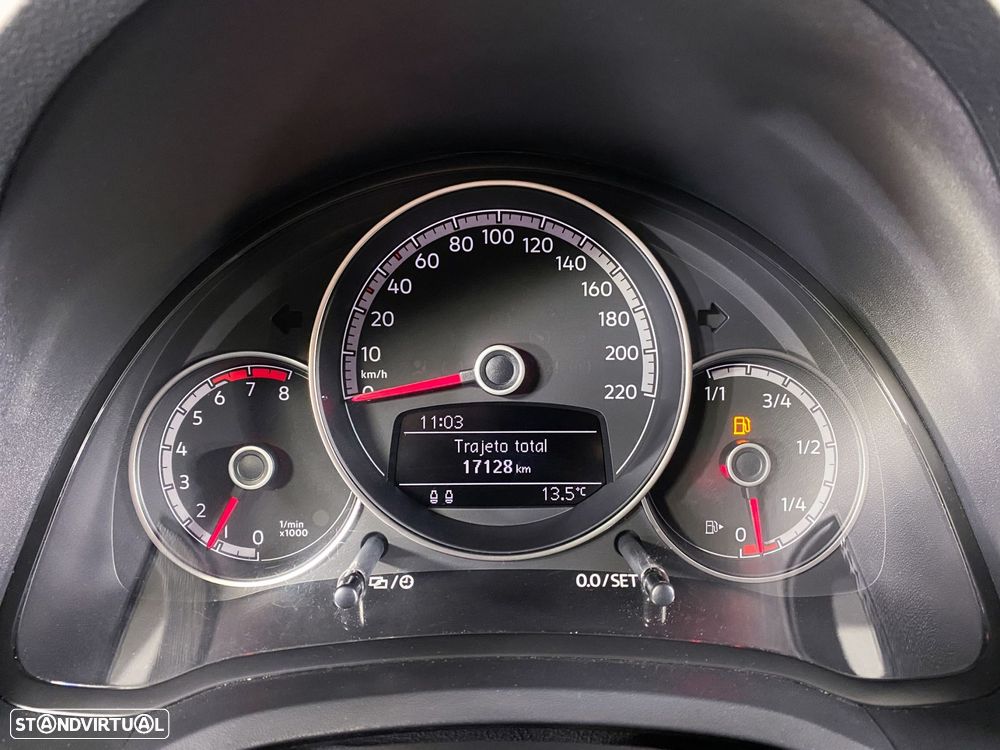 VW Up! 1.0 Move - 11