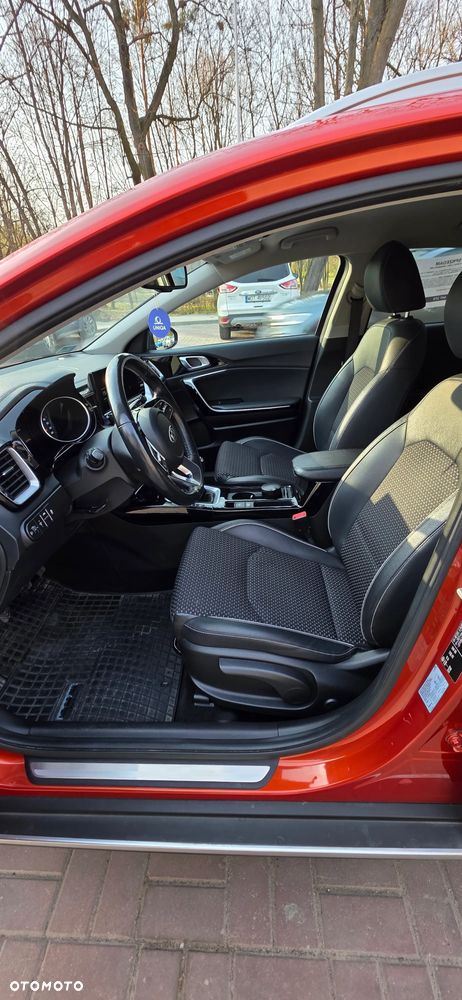 Kia XCeed 1.5 T-GDI Business Line - 8