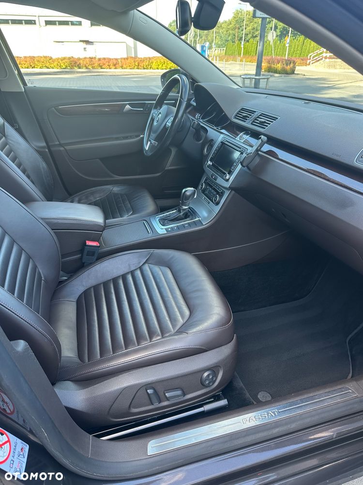 Volkswagen Passat 2.0 TDI Highline DSG - 10