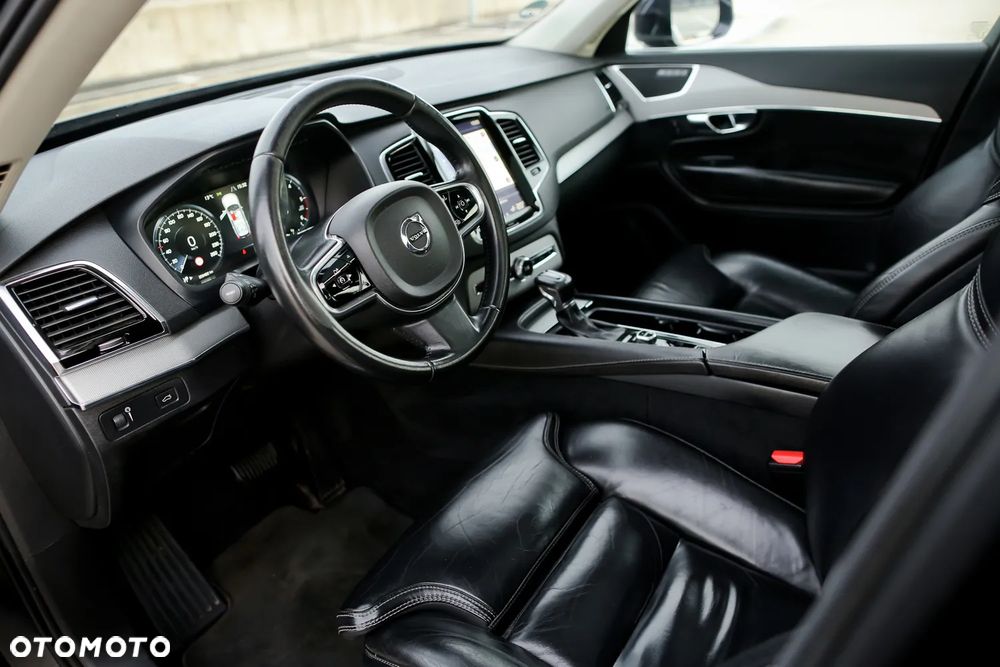 Volvo XC 90 D5 AWD Inscription 7os - 19