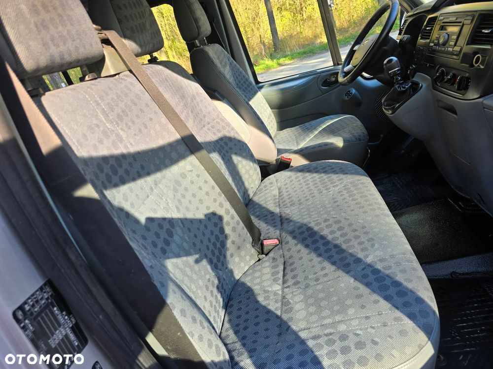 Ford Transit - 16