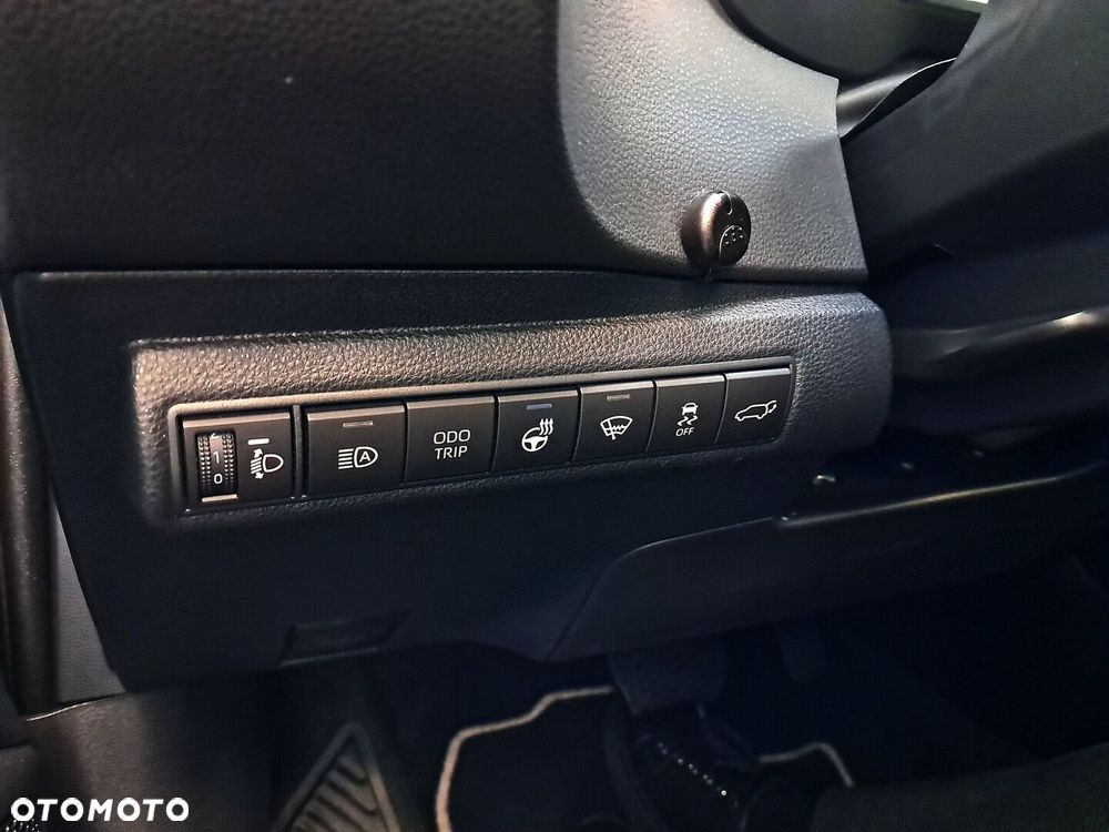 Toyota Corolla - 16