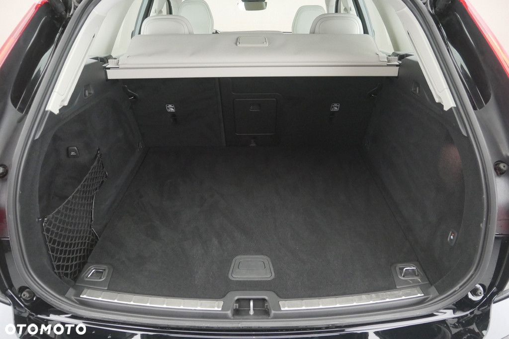 Volvo XC 60 - 16