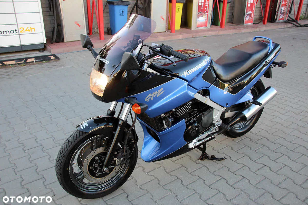 Kawasaki GPZ - 3