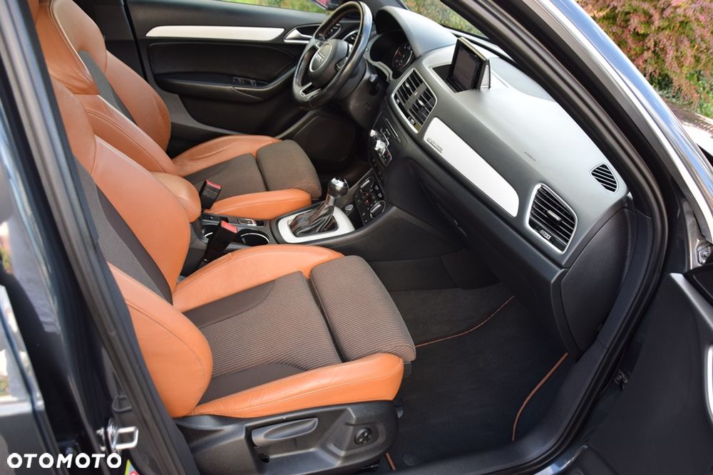Audi Q3 2.0 TDI Quattro S tronic sport - 11