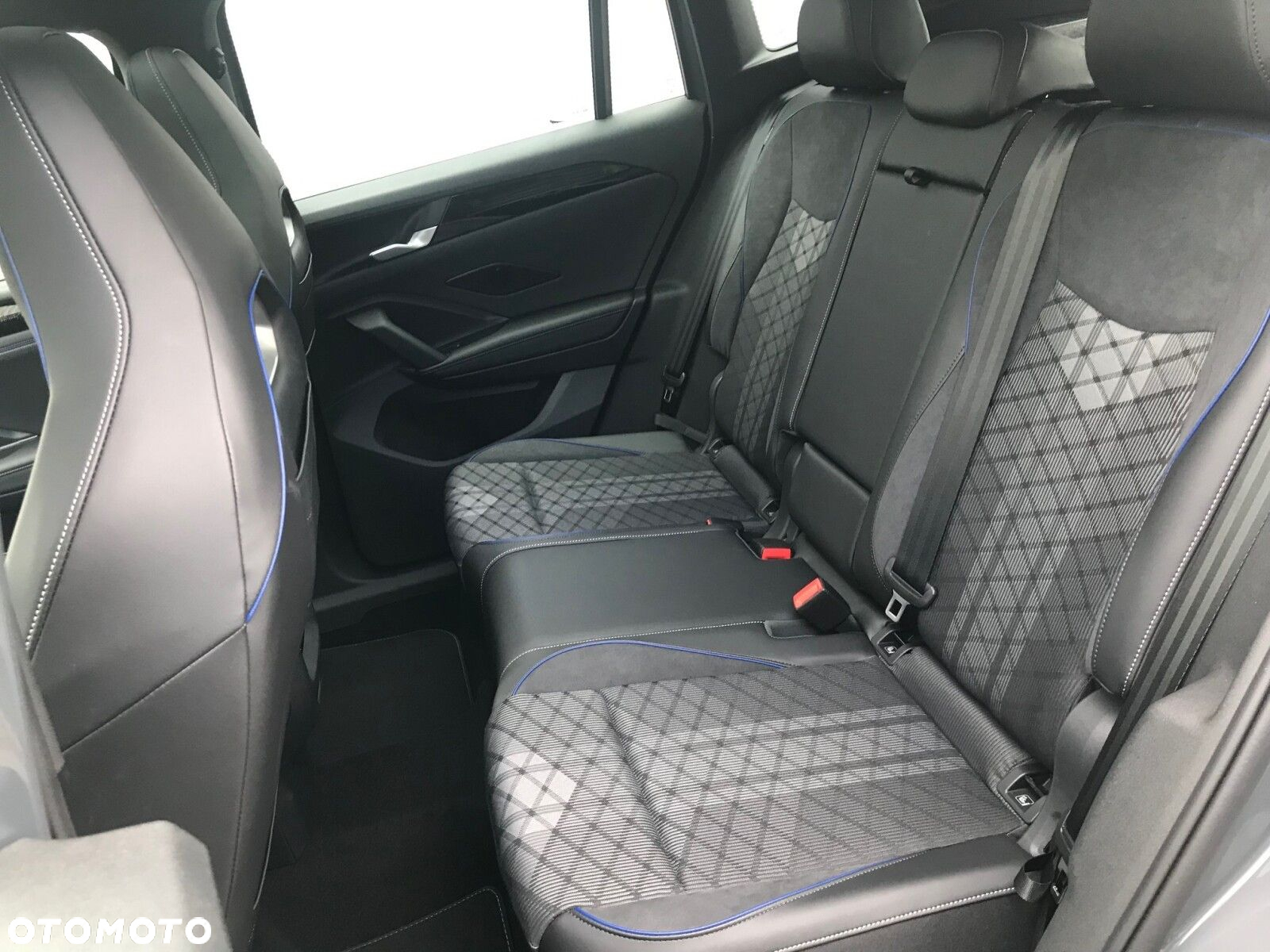 Volkswagen Tiguan - 22