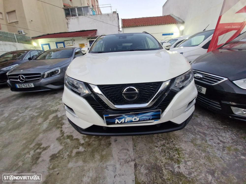 Nissan Qashqai 1.3 DIG-T MHEV Tekna - 2
