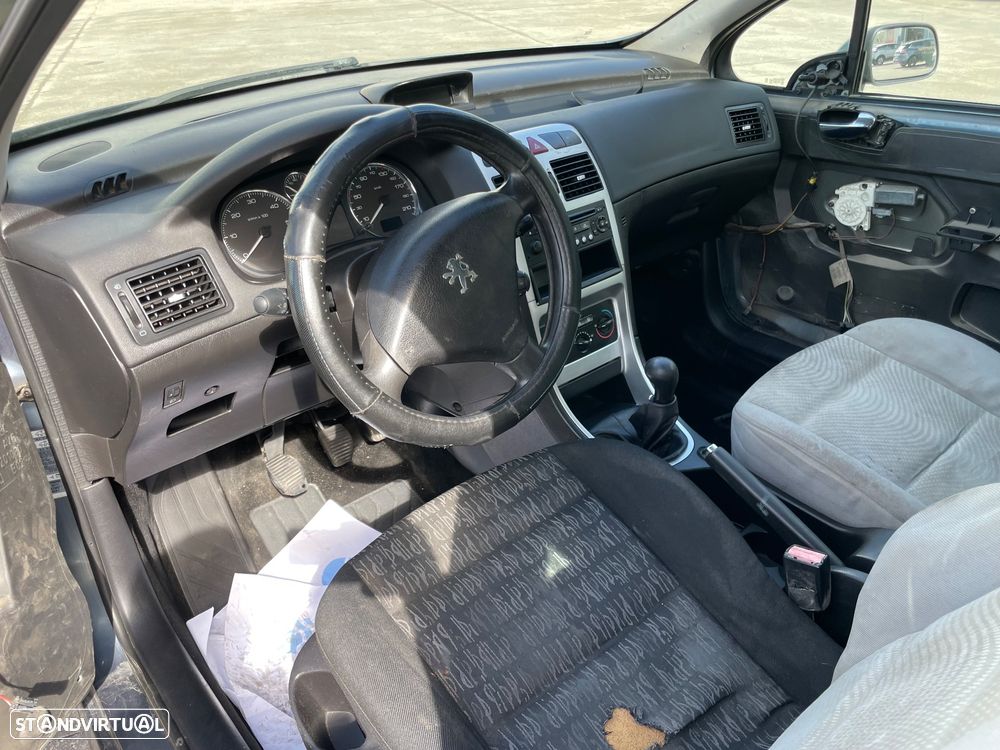 Peugeot 307 1.6Hdi de 2007 para peças - 6