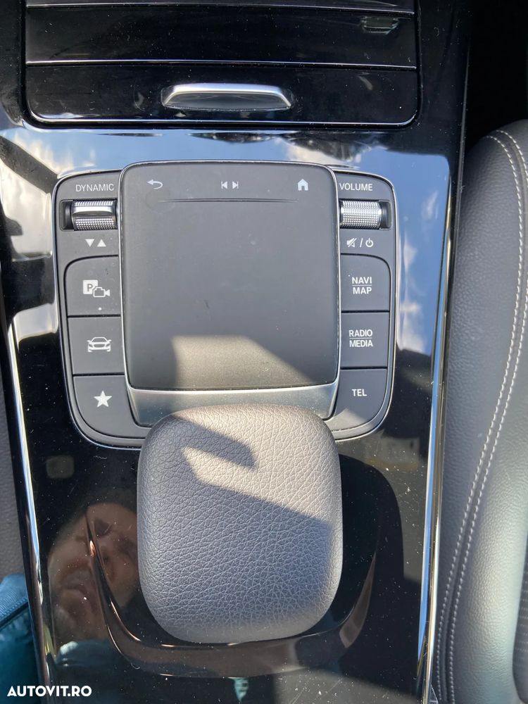 Mercedes-Benz A - 11