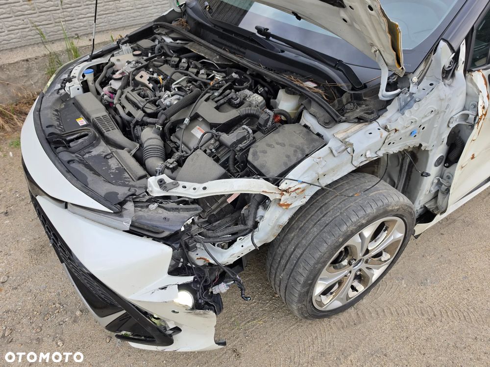 Toyota Corolla 2.0 GR Sport - 13