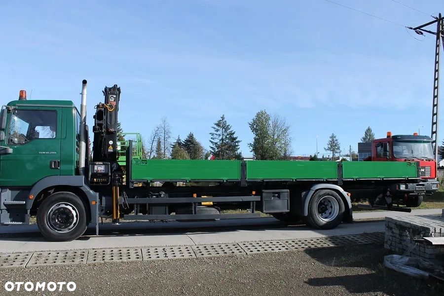 MAN TGM  18.280 żuraw hiab 122 skrzynia  7.2M - 32