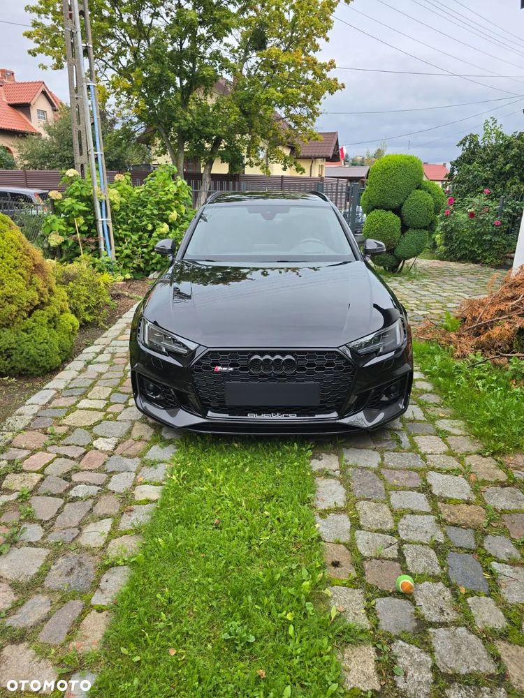 Audi RS4 Avant Quattro Tiptronic - 1