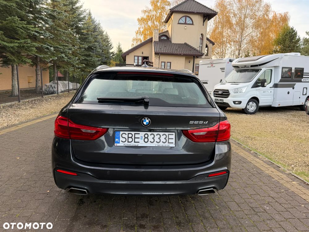 BMW Seria 5 525d M Sport sport - 29