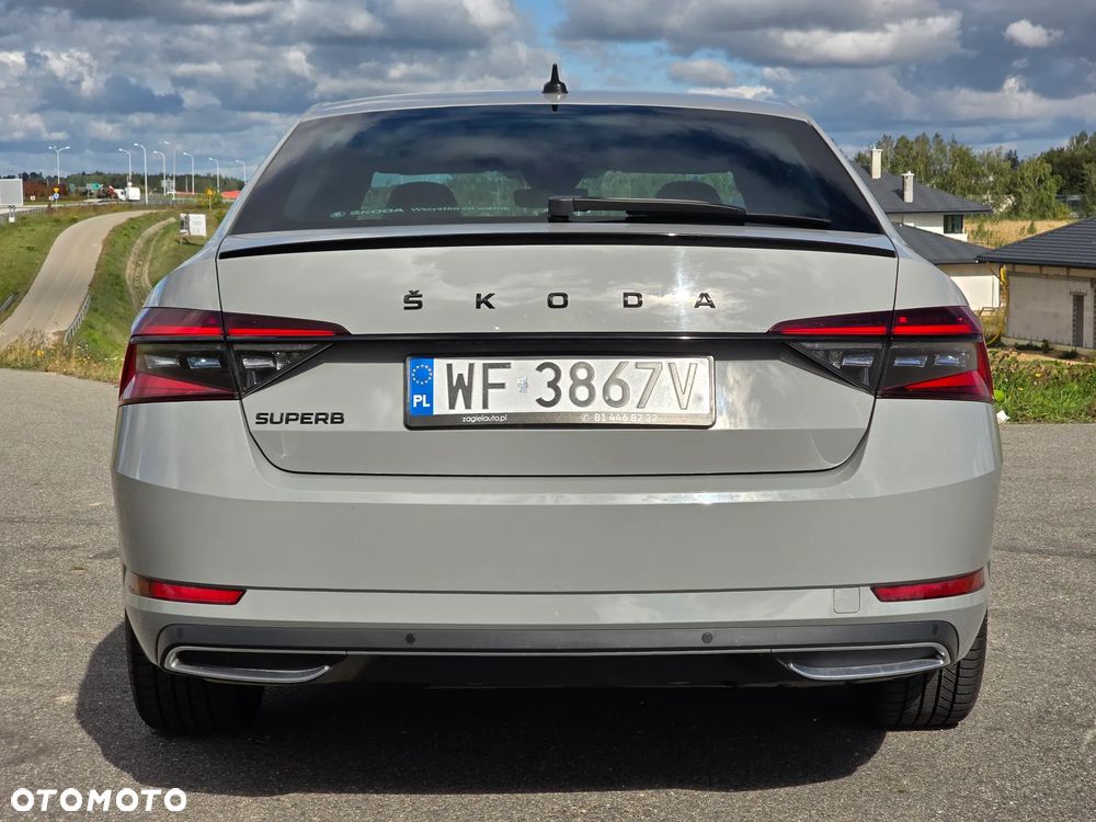 Skoda Superb 2.0 TDI SCR Sportline DSG - 8