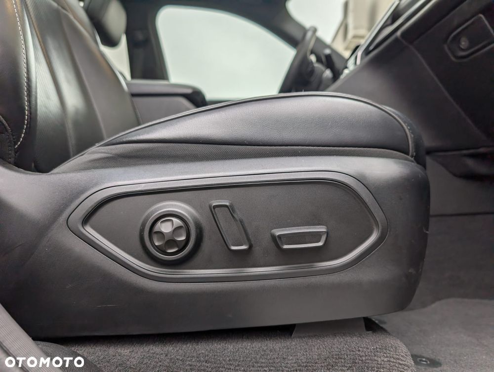 Jeep Grand Cherokee 3.6 V6 Pentastar 4WD Automatik Overland - 38