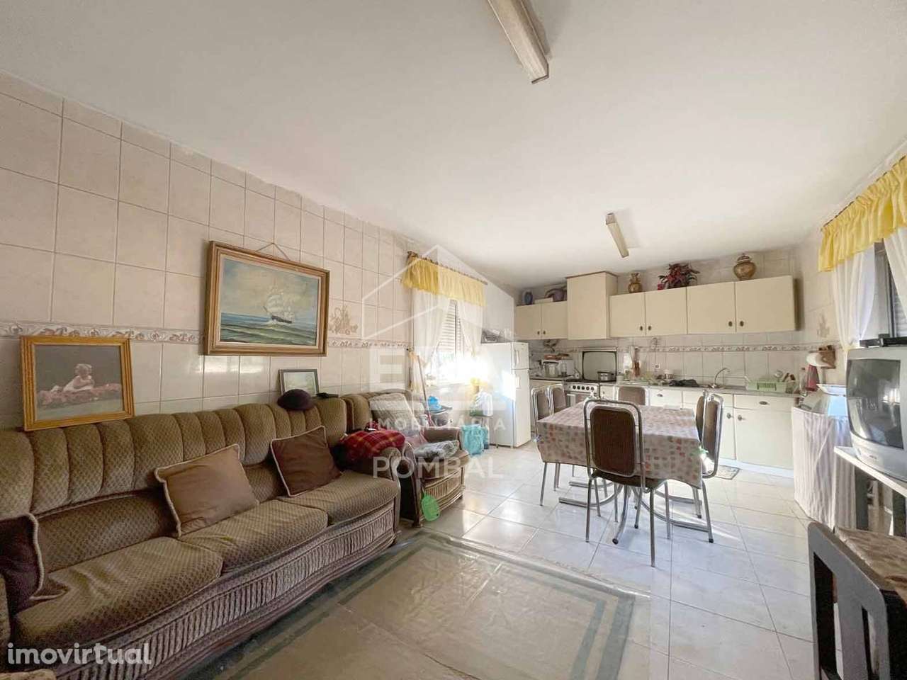 Moradia T4 com Jardim e Garagem - Grande imagem: 3/17