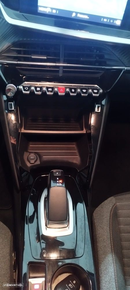 Peugeot e-2008 50 kWh Active Pack - 15