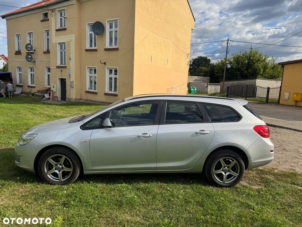 Opel Astra IV 1.6 Cosmo - 9
