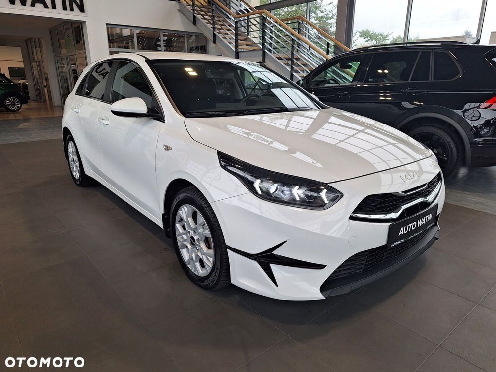 Kia Ceed 1.5 T-GDI M DCT - 16