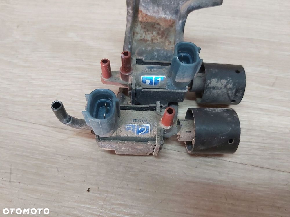 Toyota RAV4 I 2,0 3s-fe zawór czujnik podciśnienia kruciec - 1