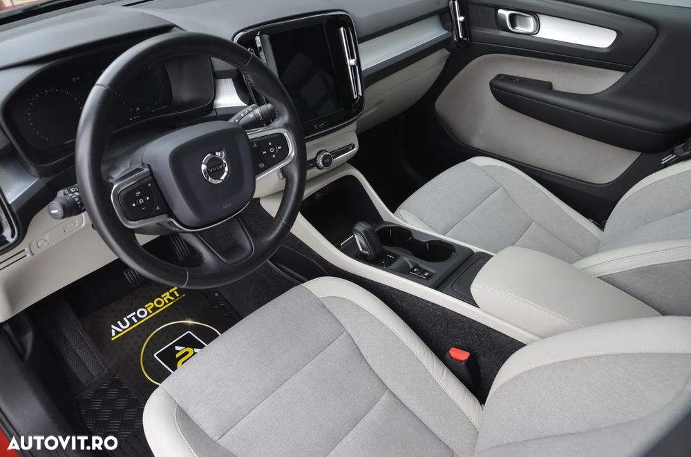 Volvo XC 40 D3 AWD Momentum Pro - 10