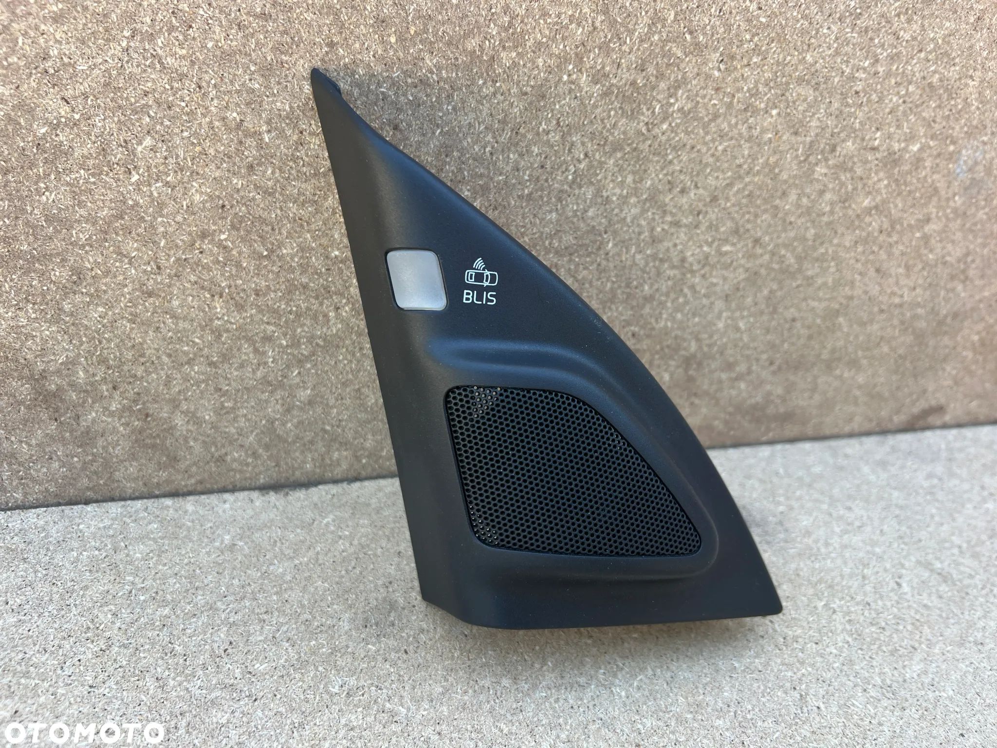 GLOSNIK WYSOKOTONOWY LEWY ZASLEPKA BLIS VOLVO S80 II V70 III XC70 30781067 - 1