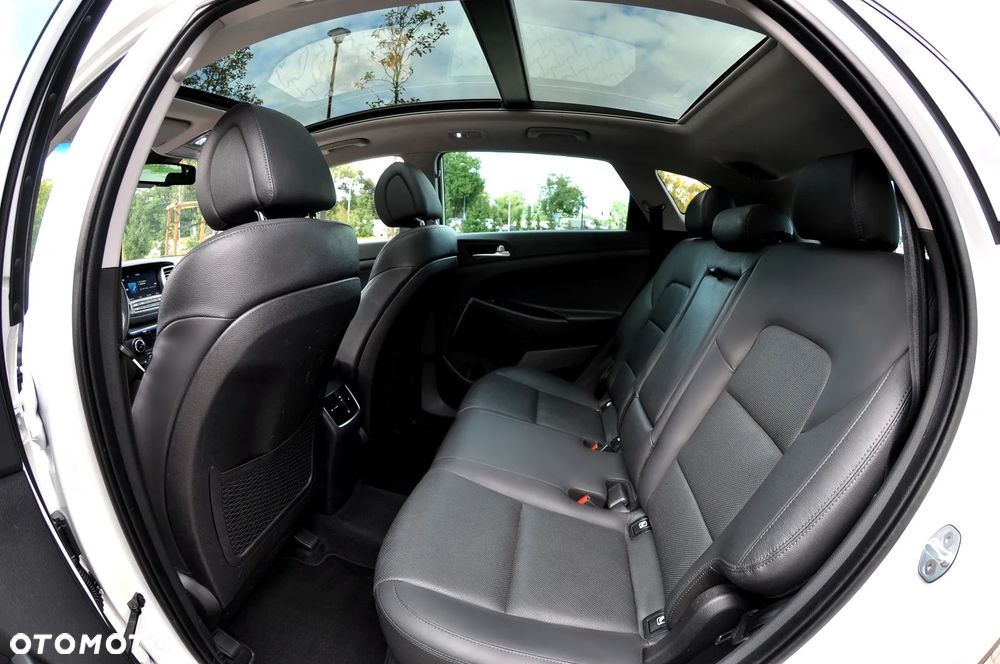 Hyundai Tucson 1.7 CRDI BlueDrive Premium 2WD DCT - 24