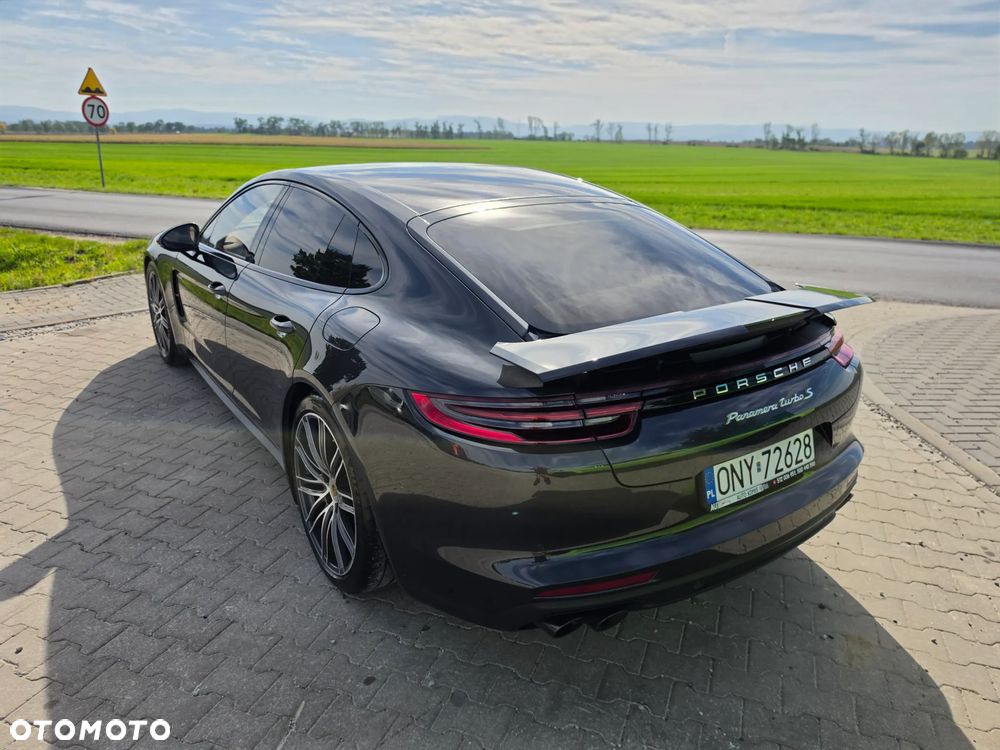 Porsche Panamera Turbo S e-Hybrid GPF Executive - 13