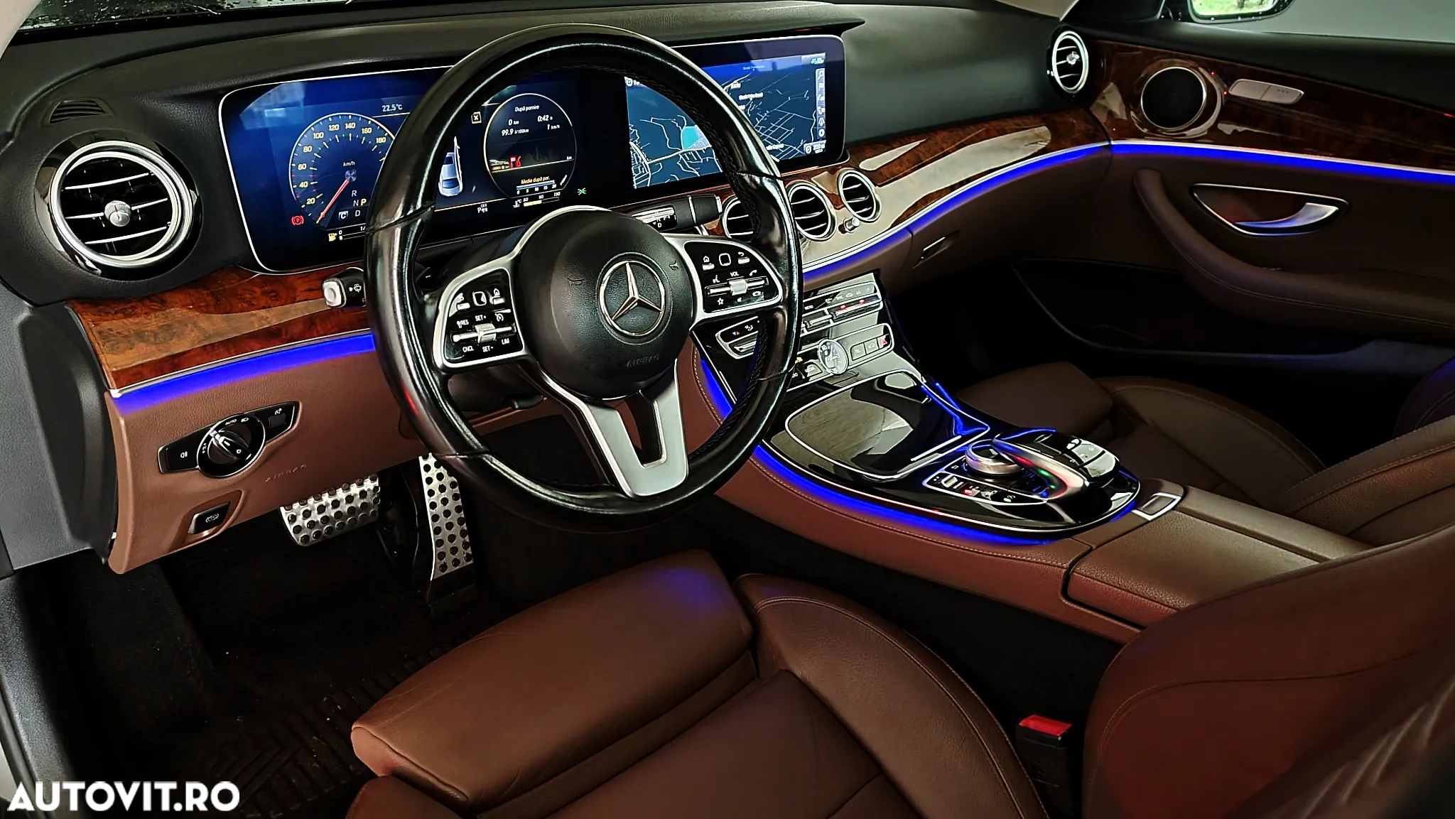 Mercedes-Benz E 220 d T 9G-TRONIC Avantgarde - 15