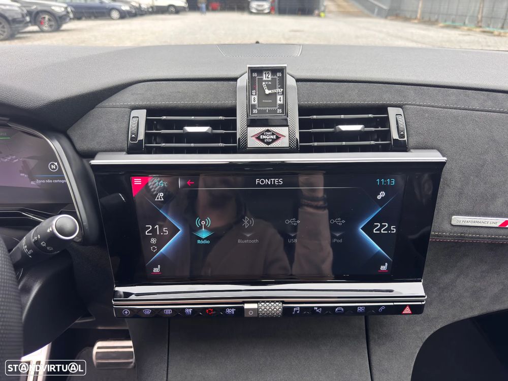 DS DS7 4x4 300 Performance Line - 29