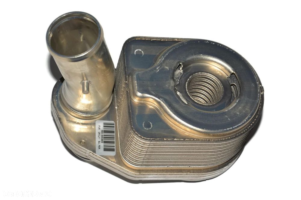 5801630223 Iveco Daily 2.3 09- podstawa chłodnica oleju - 1