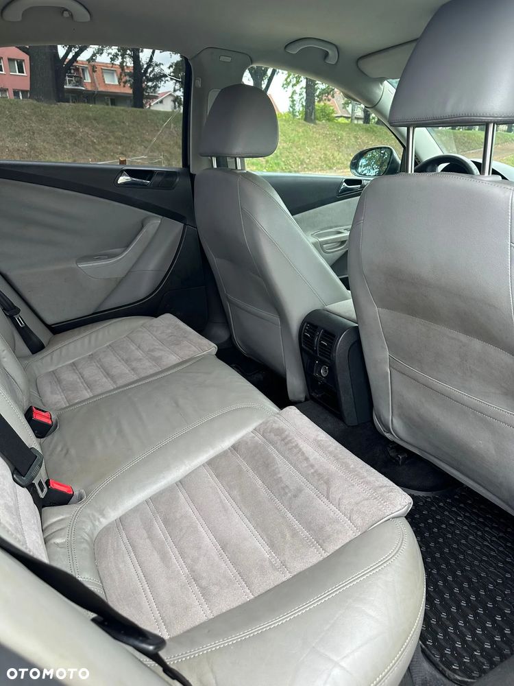 Volkswagen Passat - 8