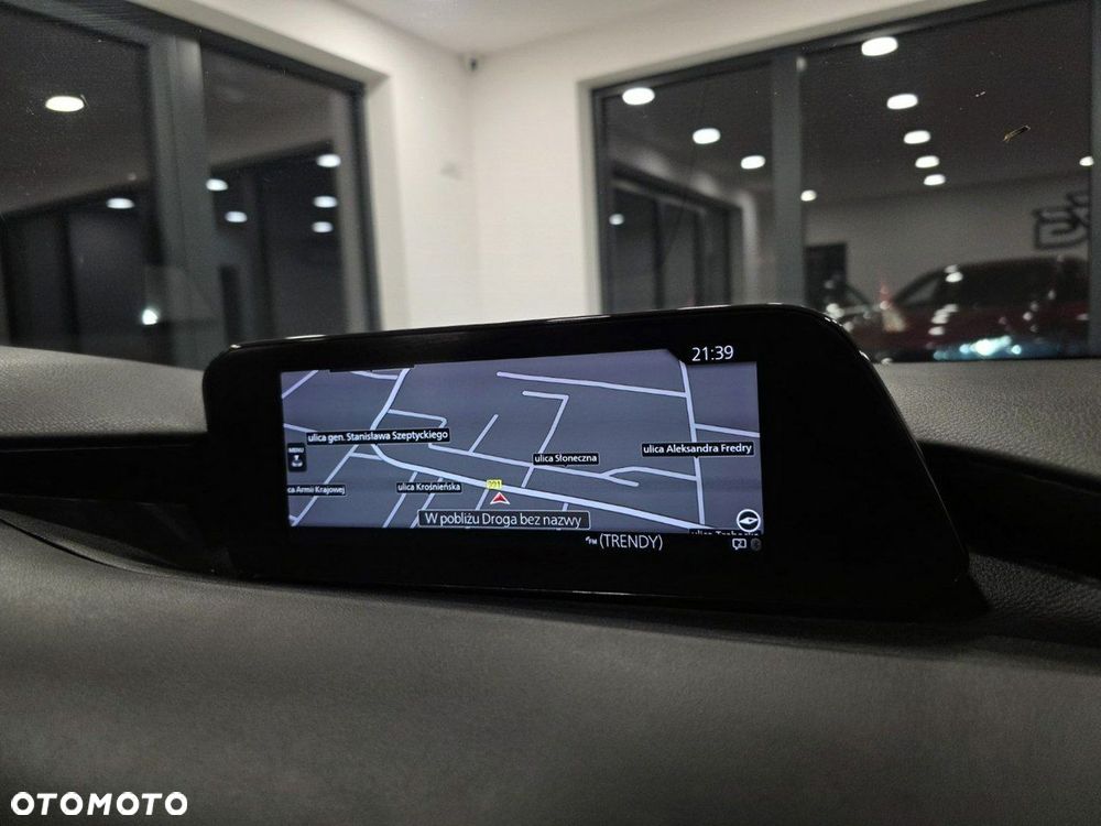 Mazda 3 e-SKYACTIV-G 2.0 M HYBRID SELECTION - 25