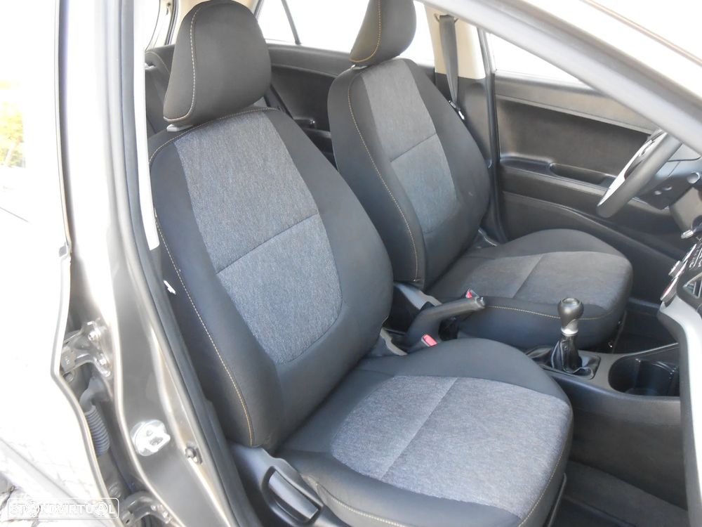 Kia Picanto 1.0 CVVT More GPL - 29