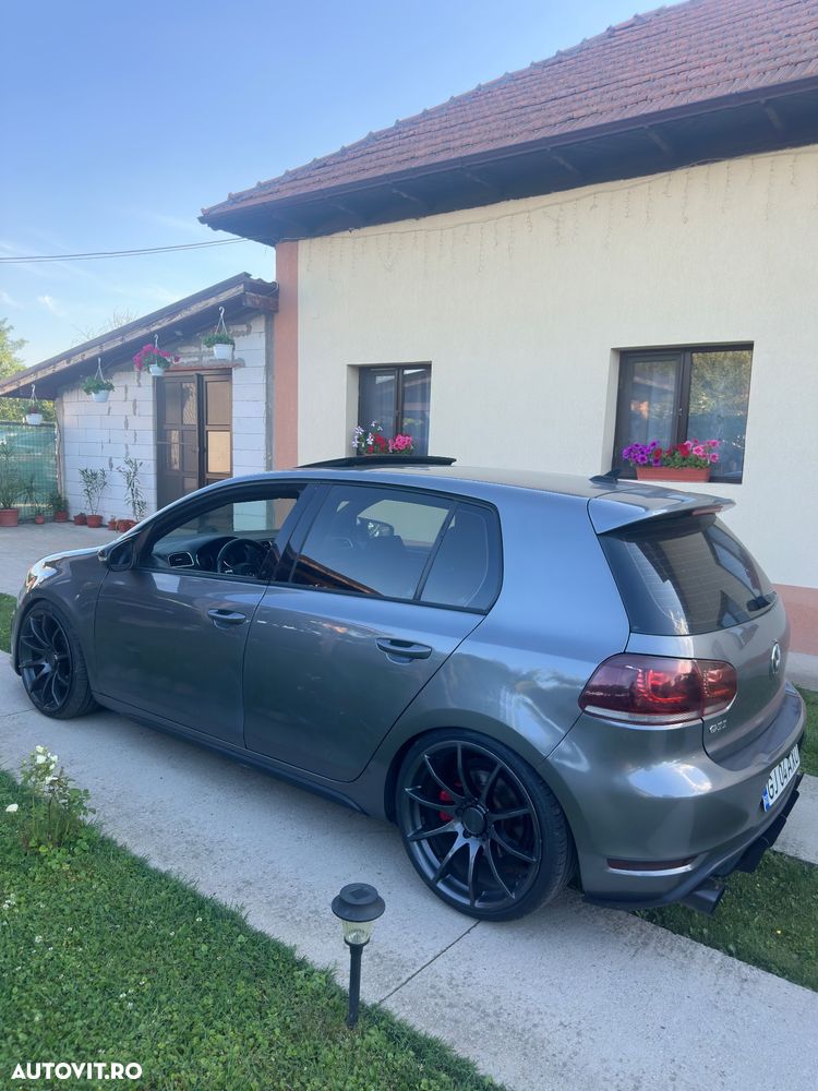 Volkswagen Golf 2.0 TSI GTI DSG - 6