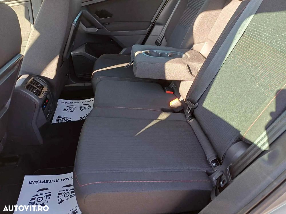 Volkswagen Tiguan - 11