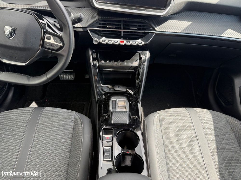 Peugeot 208 1.2 Hybrid Allure e-DCS6 - 11