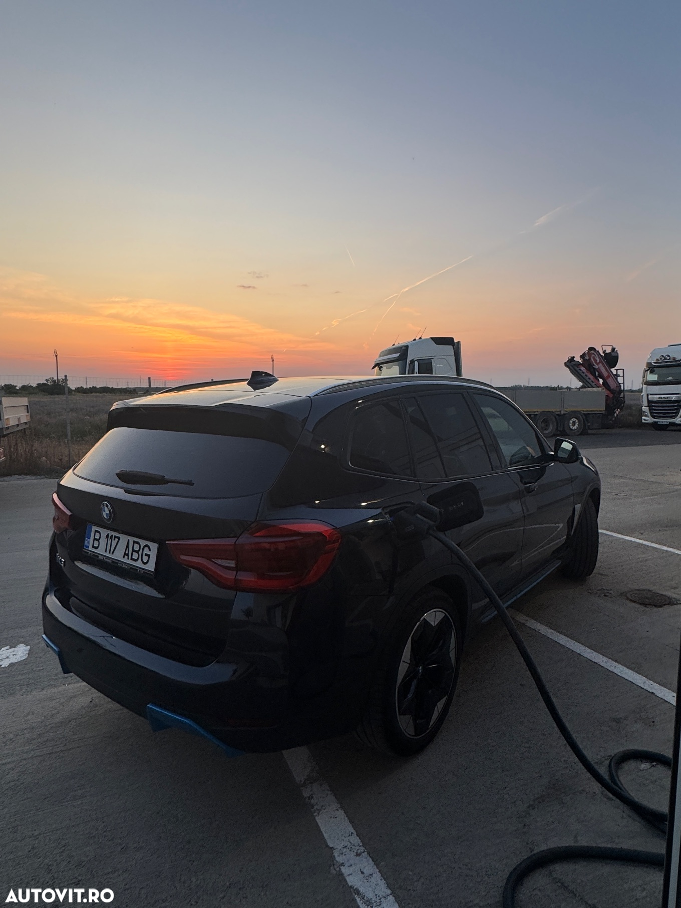BMW iX3 Standard - 5